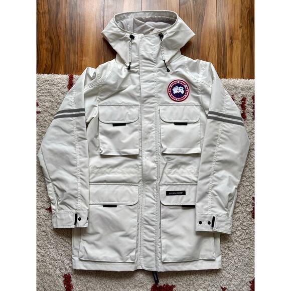 ❤️Canada Goose Puffer Coat❤️ - Picture 3 of 3